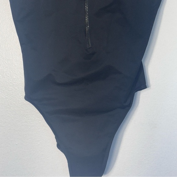 Miraclesuit Zipper Front One Piece Swimsuit Women's Size 12 Black - Picture 5 of 11